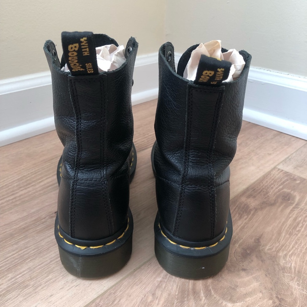 DR MARTENS Black Leather Pascal 1460 Combat Boots Size 8 - Picture 5 of 6